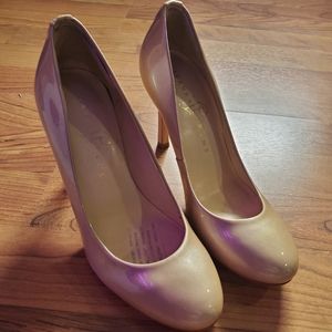 Ivanka Trump Gold Shimmery Heels Size 5.5M
